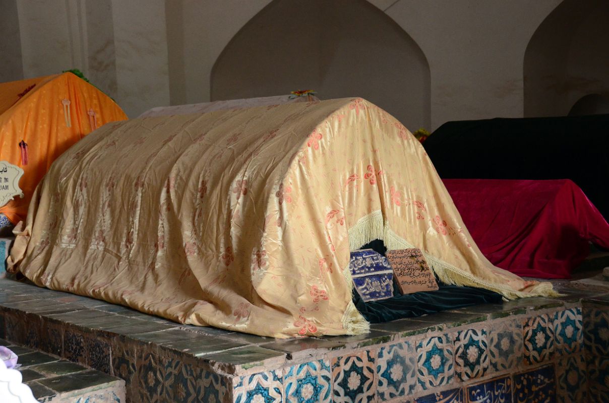 33 Tomb Of Abakh Hoja Near Kashgar Tombs Are Decorated With Blue Glazed Tiles And Draped In Colourful Silks